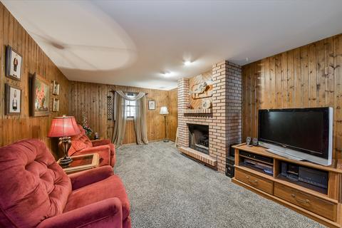 1621 Beecher Ave, Wheaton, IL 60187 photo 16