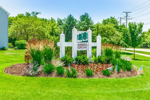 1328 Summersweet Ln, Bartlett, IL 60103 photo 2
