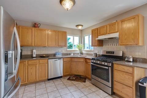 10124 Compton Dr, Huntley, IL 60142 photo 6