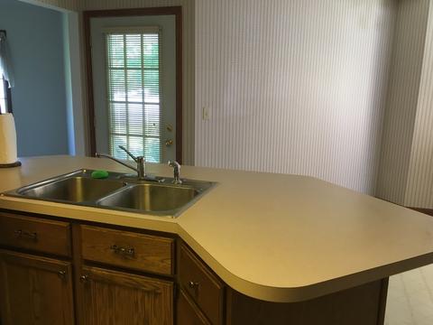 108 Scott Dr, Dwight, IL 60420 photo 5