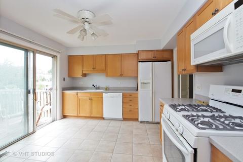 1545 Dennison Rd, Hoffman Estates, IL 60169 photo 5
