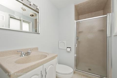 1545 Dennison Rd, Hoffman Estates, IL 60169 photo 7