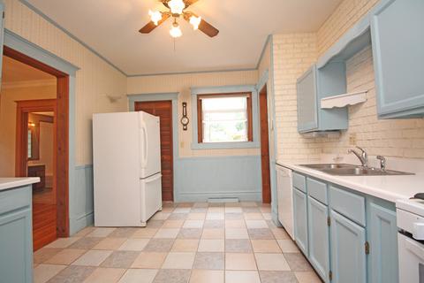 364 Algona Ave, Elgin, IL 60120 photo 6