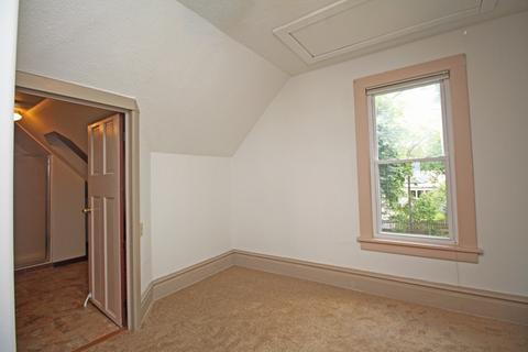 364 Algona Ave, Elgin, IL 60120 photo 18