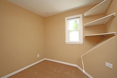 364 Algona Ave, Elgin, IL 60120 photo 16