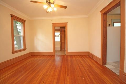 364 Algona Ave, Elgin, IL 60120 photo 9