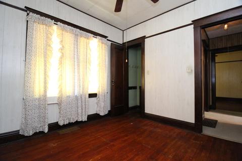 418 Scribner St, Joliet, IL 60432 photo 13