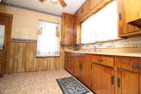 418 Scribner St, Joliet, IL 60432 photo 8