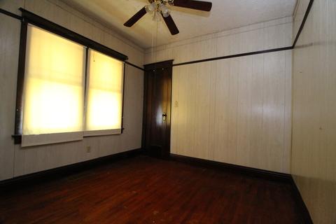 418 Scribner St, Joliet, IL 60432 photo 15