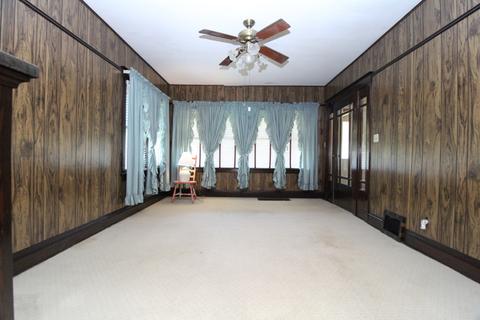 418 Scribner St, Joliet, IL 60432 photo 3