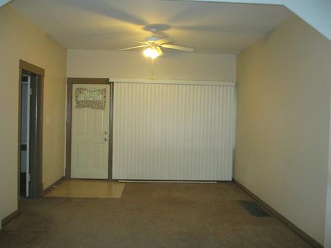3328 Phillips Ave, Steger, IL 60475 photo 4