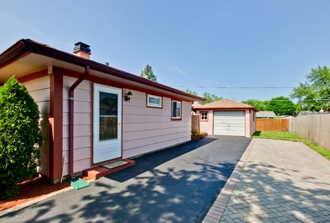 133 Laurel Ct, Wheeling, IL 60090 photo 4