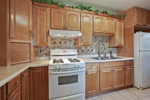 133 Laurel Ct, Wheeling, IL 60090 photo 10