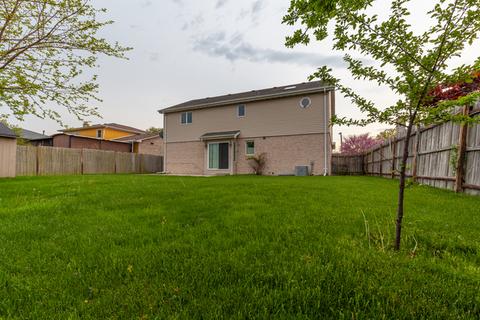 9331 Thomas Ave, Bridgeview, IL 60455 photo 3