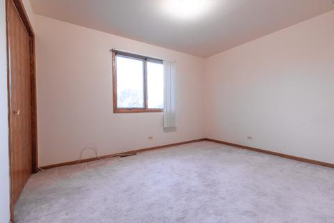 9331 Thomas Ave, Bridgeview, IL 60455 photo 15