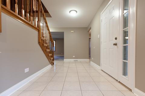 9331 Thomas Ave, Bridgeview, IL 60455 photo 7