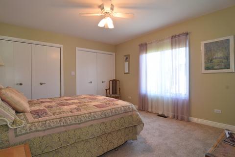 1268 Itasca Rd, Addison, IL 60101 photo 17