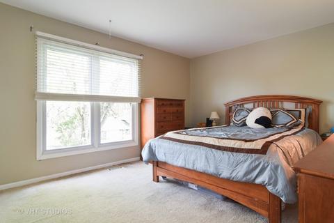 103 E Mcclellan St, Bartlett, IL 60103 photo 6