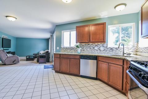 6408 Vail Ridge Dr, Plainfield, IL 60586 photo 9
