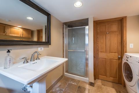 1048 Garner Ave, Wheaton, IL 60187 photo 18