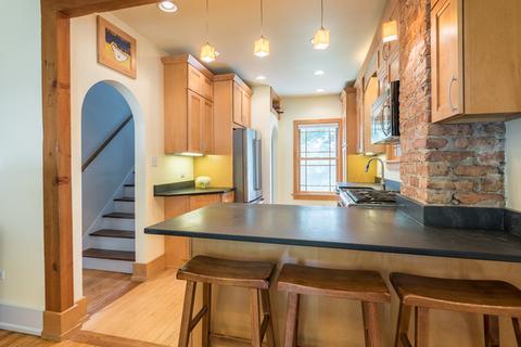 1048 Garner Ave, Wheaton, IL 60187 photo 9