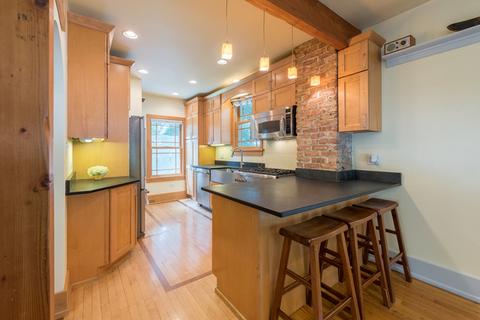 1048 Garner Ave, Wheaton, IL 60187 photo 8