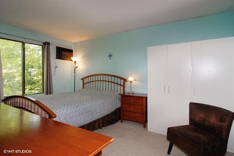 101 Gregory St #12, Aurora, IL 60504 photo 7