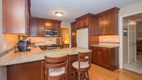 2195 Plumtree Dr, Naperville, IL 60565 photo 11