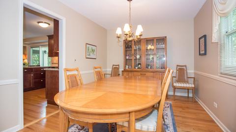 2195 Plumtree Dr, Naperville, IL 60565 photo 7