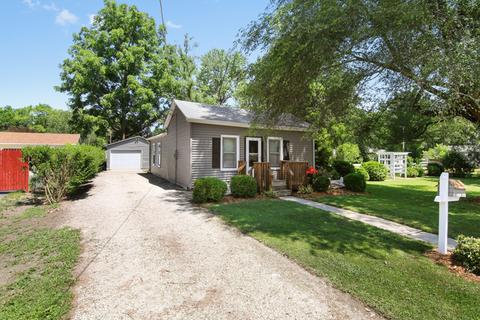 317 E Abe St, Plano, IL 60545 photo 2