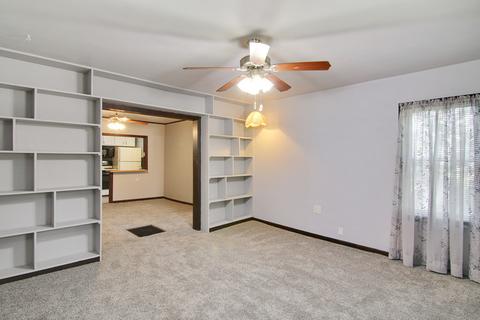 317 E Abe St, Plano, IL 60545 photo 3
