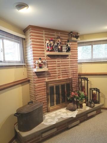 1407 E Lowden Ln, Mount Prospect, IL 60056 photo 17