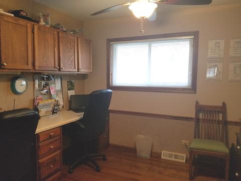 1407 E Lowden Ln, Mount Prospect, IL 60056 photo 12
