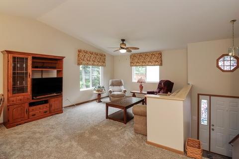 35861 N Benjamin Ave, Ingleside, IL 60041 photo 4