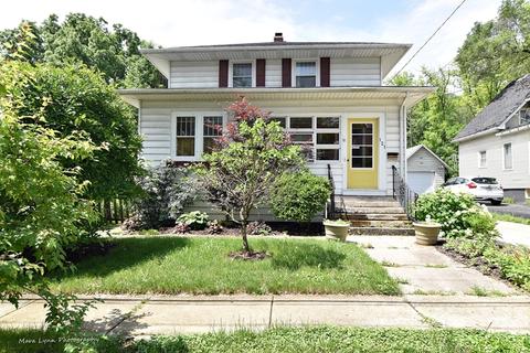 121 Division St, Algonquin, IL 60102 photo 1