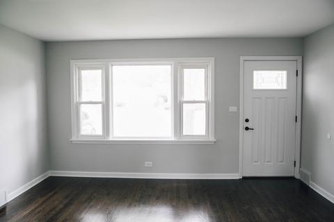 871 S Wolf Rd, Des Plaines, IL 60016 photo 3
