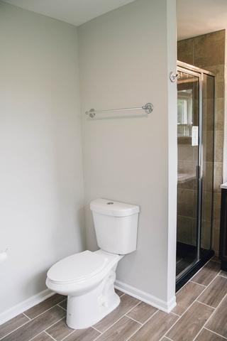 871 S Wolf Rd, Des Plaines, IL 60016 photo 20