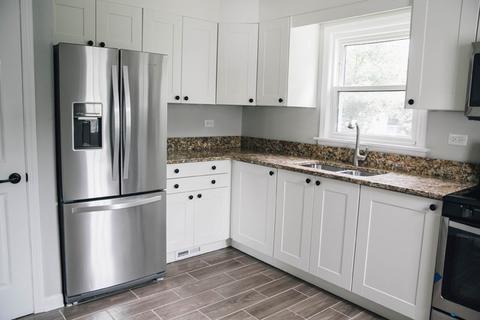 871 S Wolf Rd, Des Plaines, IL 60016 photo 8