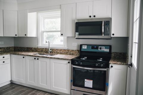 871 S Wolf Rd, Des Plaines, IL 60016 photo 7