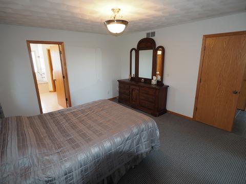 4358 E Falcon Dr, Byron, IL 61010 photo 8