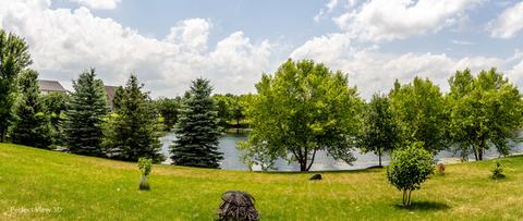 614 Biltmore Dr, Bartlett, IL 60103 photo 3