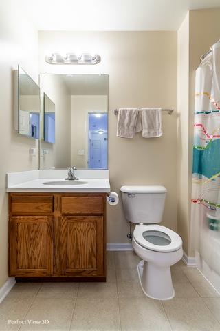 614 Biltmore Dr, Bartlett, IL 60103 photo 23
