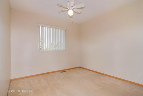 12430 Falcon Dr, Plainfield, IL 60585 photo 12