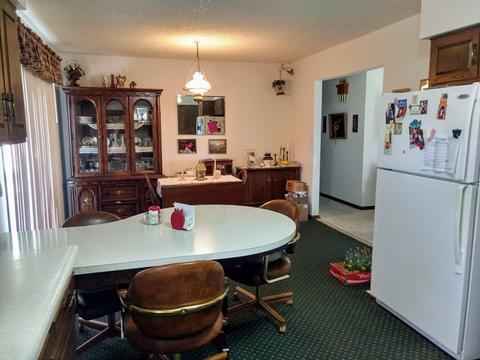 608 E Oregon St, Polo, IL 61064 photo 5
