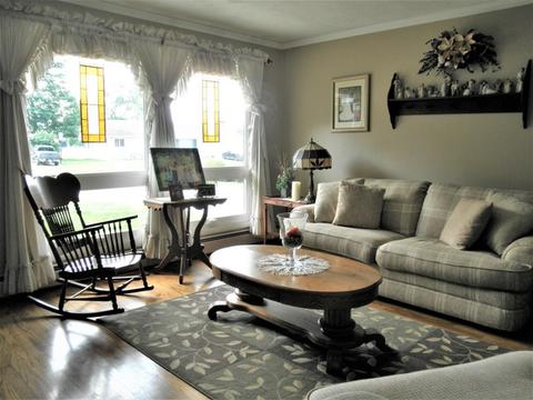 401 E Bevan Dr, Joliet, IL 60435 photo 3
