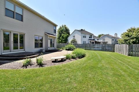 1545 Knotty Pine Dr, Elgin, IL 60123 photo 31