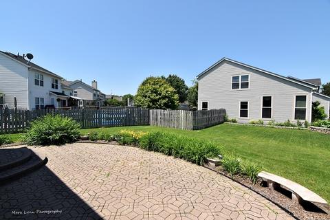 1545 Knotty Pine Dr, Elgin, IL 60123 photo 29