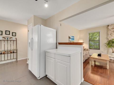 1630 Ivy Ct E, Wheaton, IL 60189 photo 12