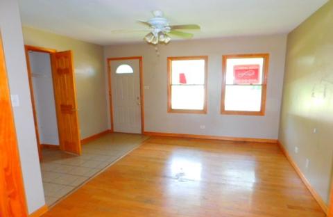 1405 Cooper Rd, Hoffman Estates, IL 60169 photo 10