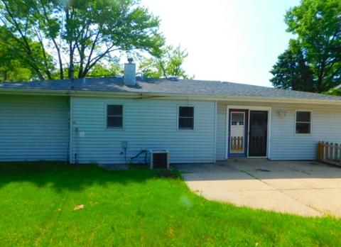 1405 Cooper Rd, Hoffman Estates, IL 60169 photo 8